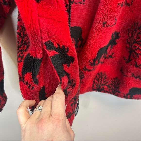 Black Mountain Outdoor Red Black Fleece Jacket Moose Size M Full Zip Camp Cabin - Picture 5 of 12
